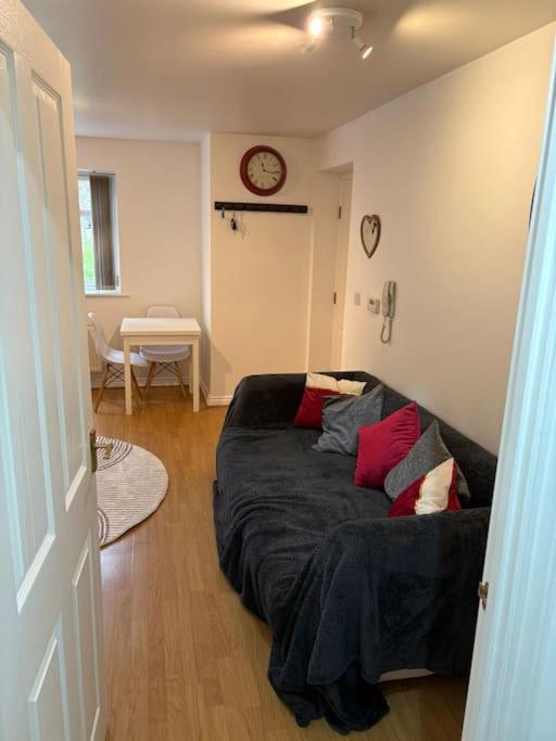 Newly Refurbished Flat In Kings Heath Birmingham Exterior foto